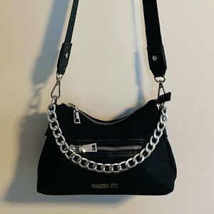 Madden NYC Black Crossbody Bag No Callouts